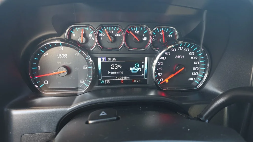 Used 2018 Black GMC SLT image 18