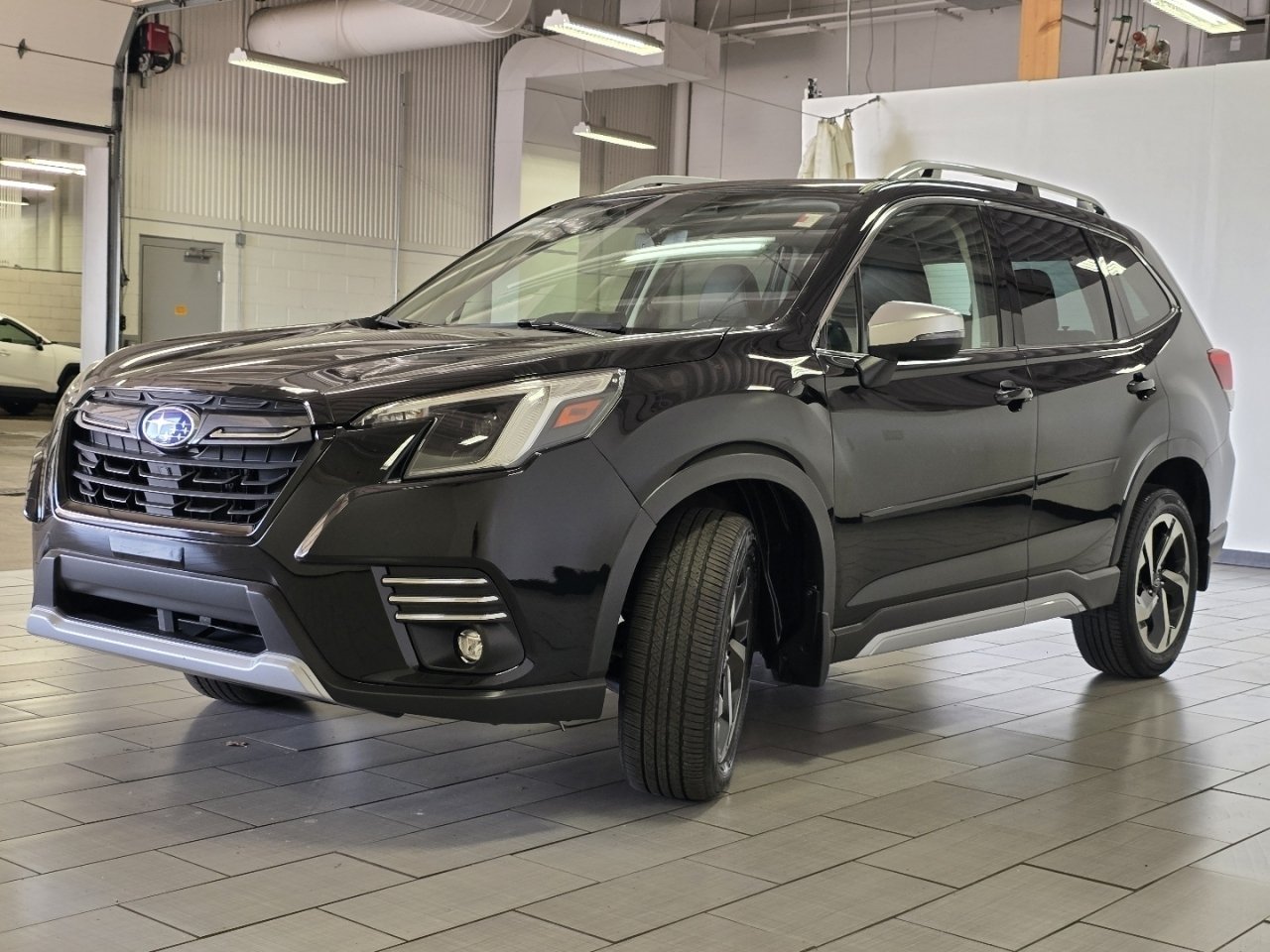 Used 2023 Black Subaru Touring image 12