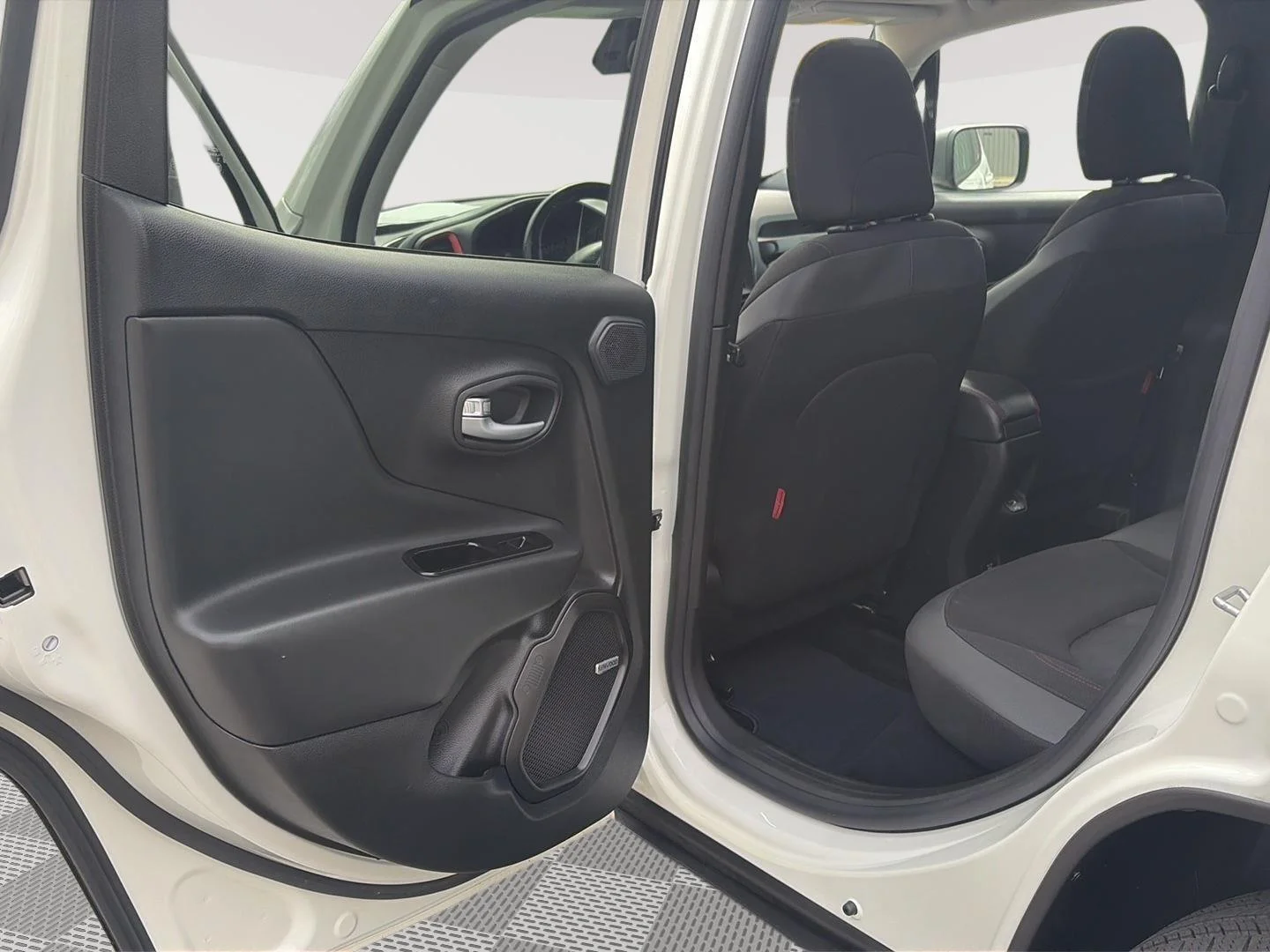 Certified Used 2021 Alpine White Clearcoat Jeep Trailhawk image 35
