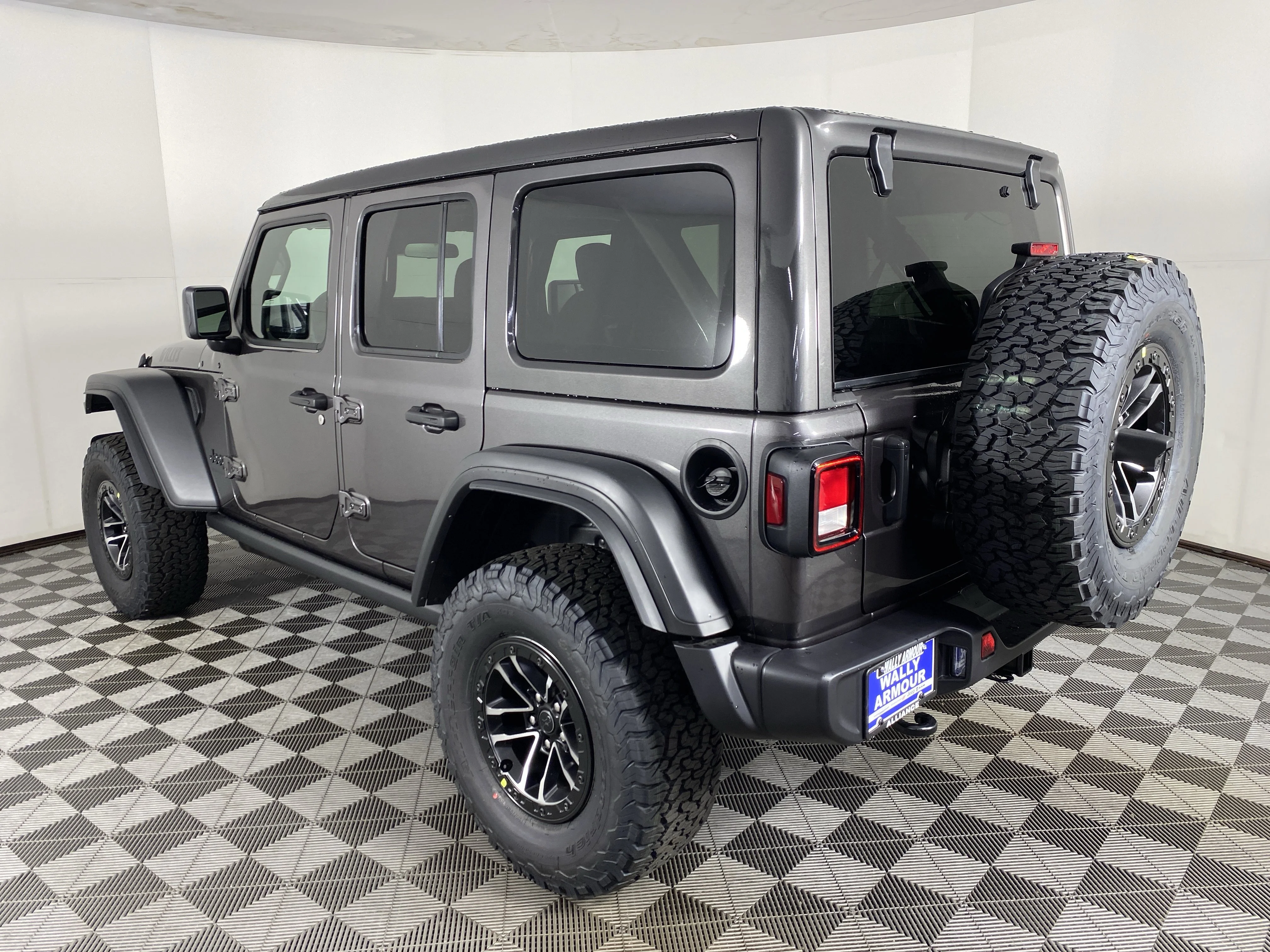 New 2026 Granite Crystal Metallic Clear-Coat Exterior Paint Jeep Willys image 9