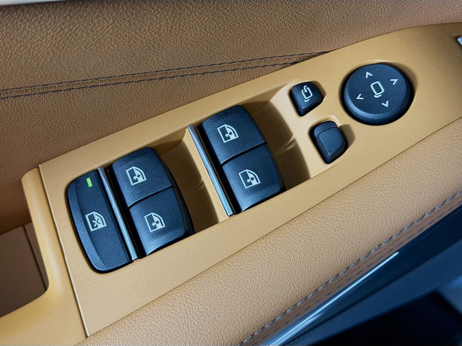 New 2026 Tanzanite Blue II Metallic BMW sDrive40i image 18