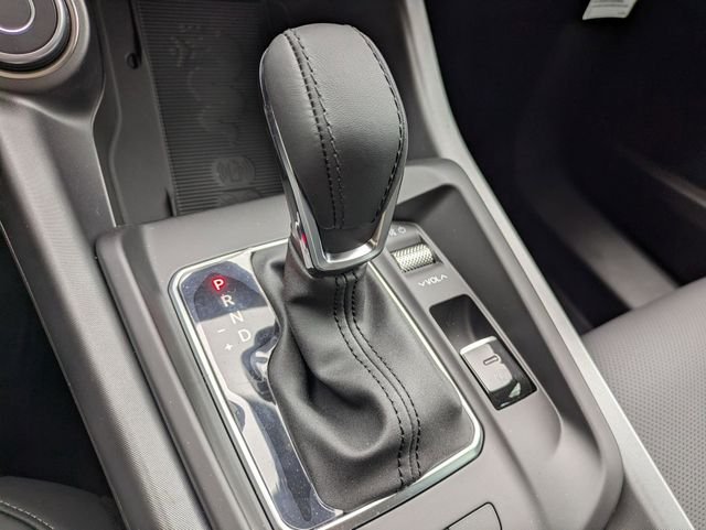New 2025 Milano White Exterior Paint Alfa Romeo Base image 7