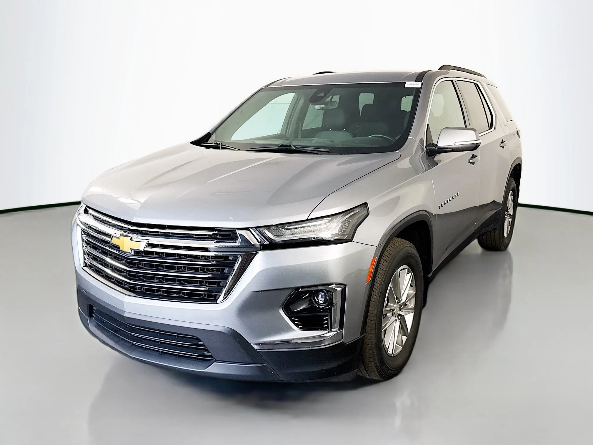Used 2023 Sterling Gray Metallic Chevrolet LT Cloth image 3