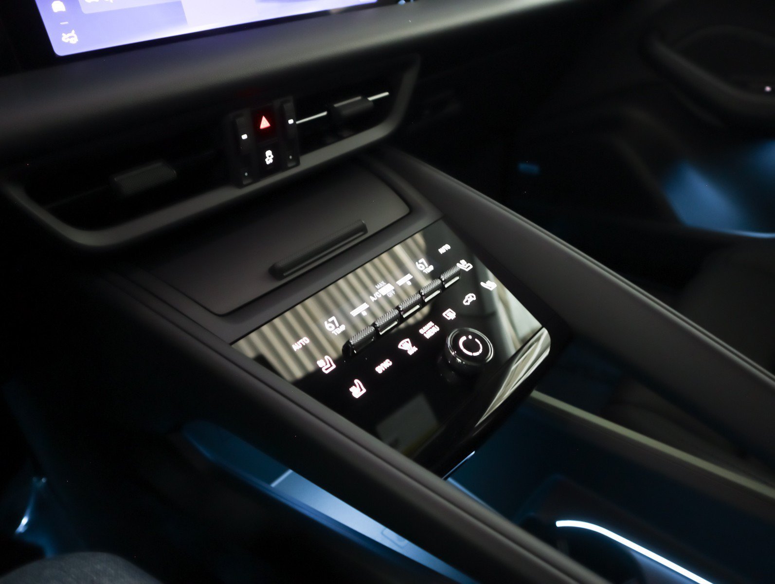 2026 Porsche Macan Base - Photo 15