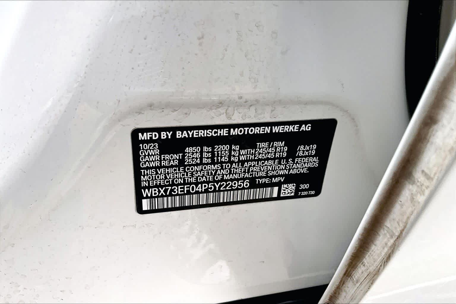 Used 2023 Alpine White BMW xDrive28i image 26
