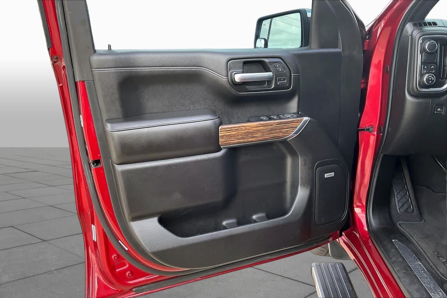 Used 2019 Cajun Red Tintcoat Chevrolet High Country image 22
