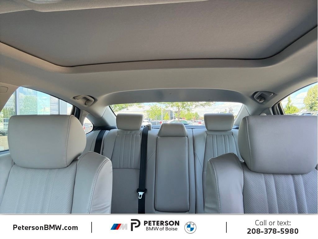 Used 2018  Honda Touring image 30