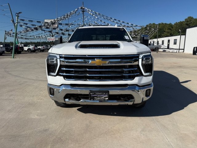 Used 2024 Summit White Chevrolet LTZ image 8