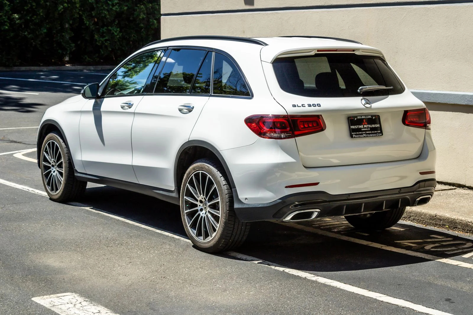 Used 2022  Mercedes-Benz GLC 300 image 5