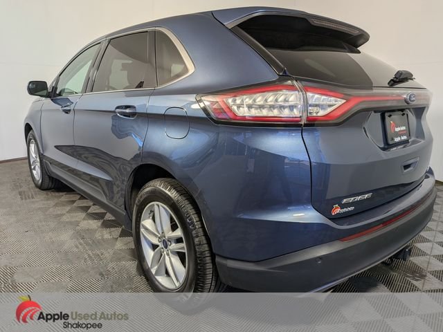 Used 2018 Blue Ford SEL image 4