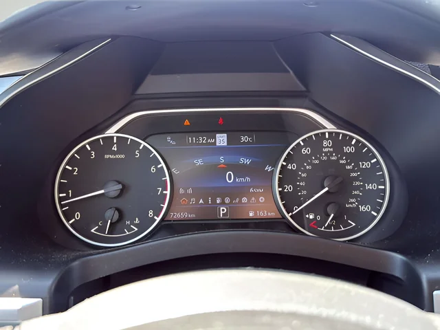 Used 2021 Black Nissan SL image 12