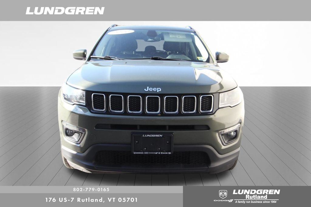 Used 2020 Green Jeep Latitude image 3