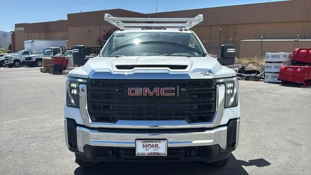 New 2026 Summit White GMC Pro image 8