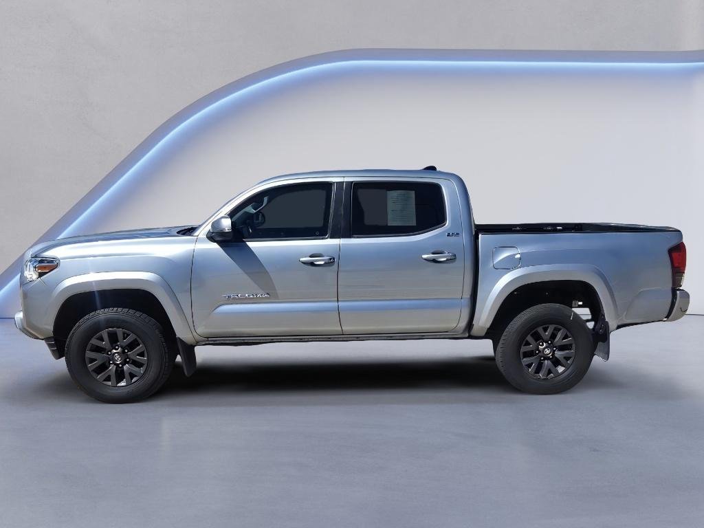 Used 2020 Silver Sky Metallic Toyota SR5 image 2
