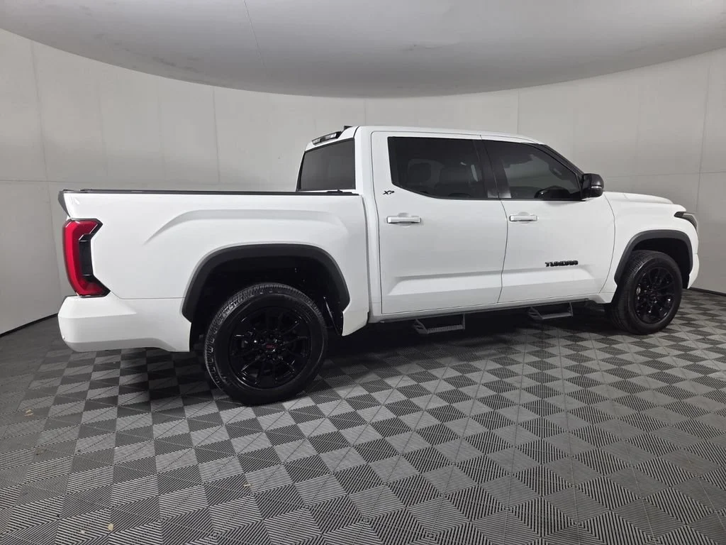 Used 2024 Ice Toyota SR5 image 5
