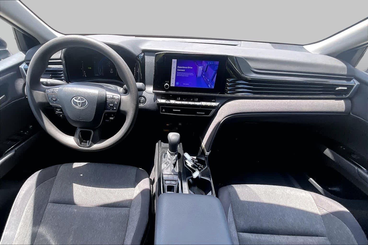 Used 2025 Ice Cap Toyota LE image 15
