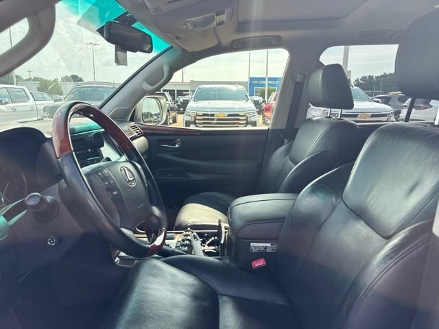 2011 Lexus LX 570 - Photo 10