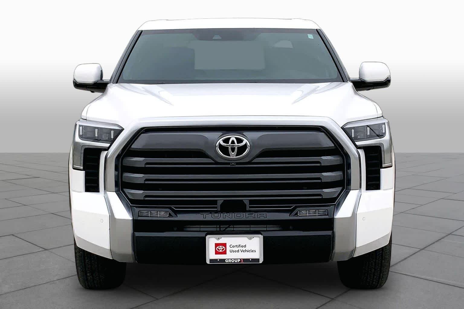 Used 2025 Ice Cap Toyota Limited image 4