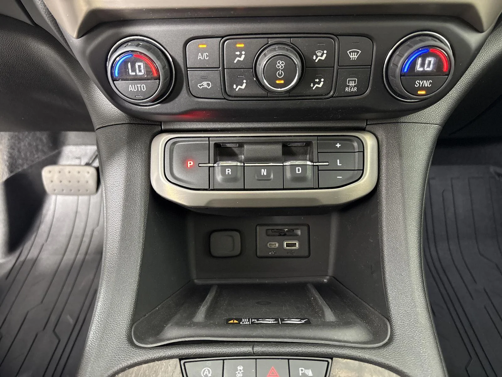 Used 2021 Summit White GMC Denali image 9