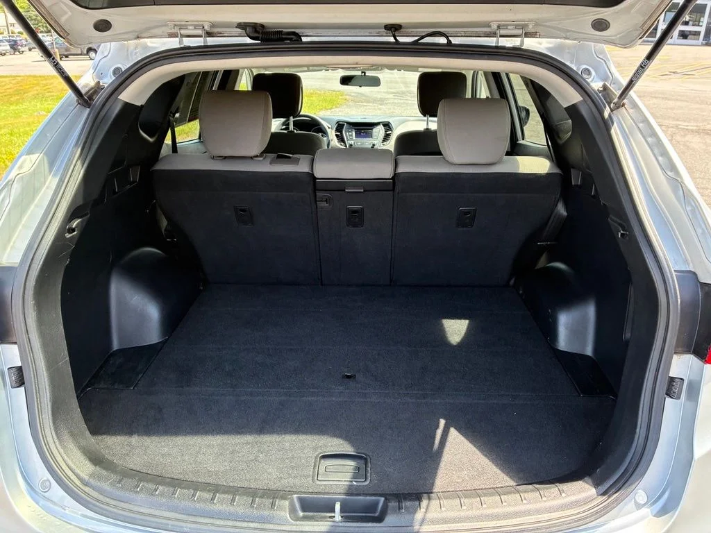 Used 2017 Silver Hyundai 2.4 Base image 48