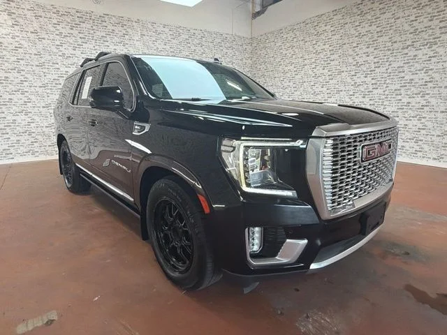 Used 2021 Onyx Black GMC Denali image 9