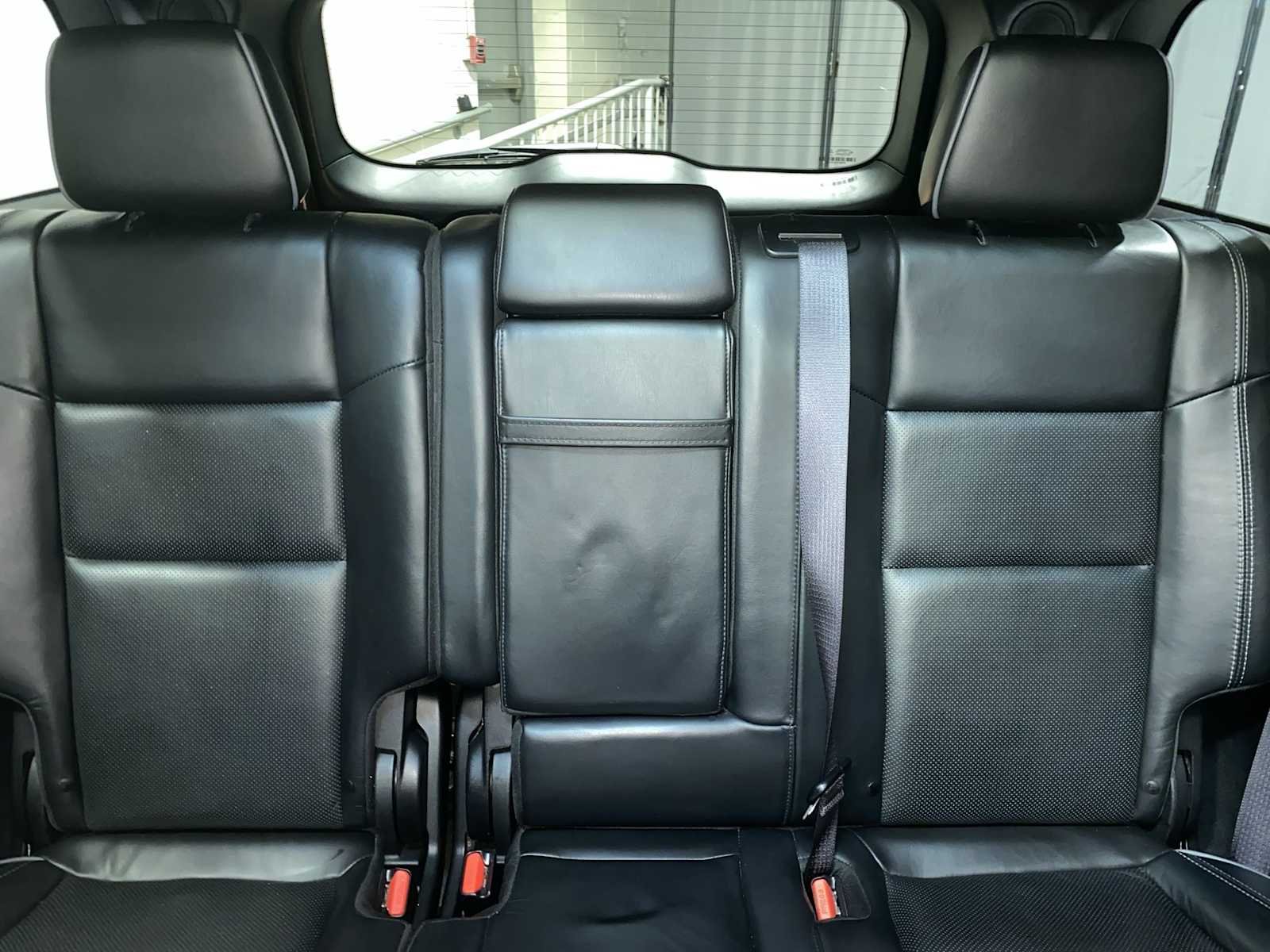 Used 2019 Diamond Black Crystal Pearlcoat Jeep Overland image 22