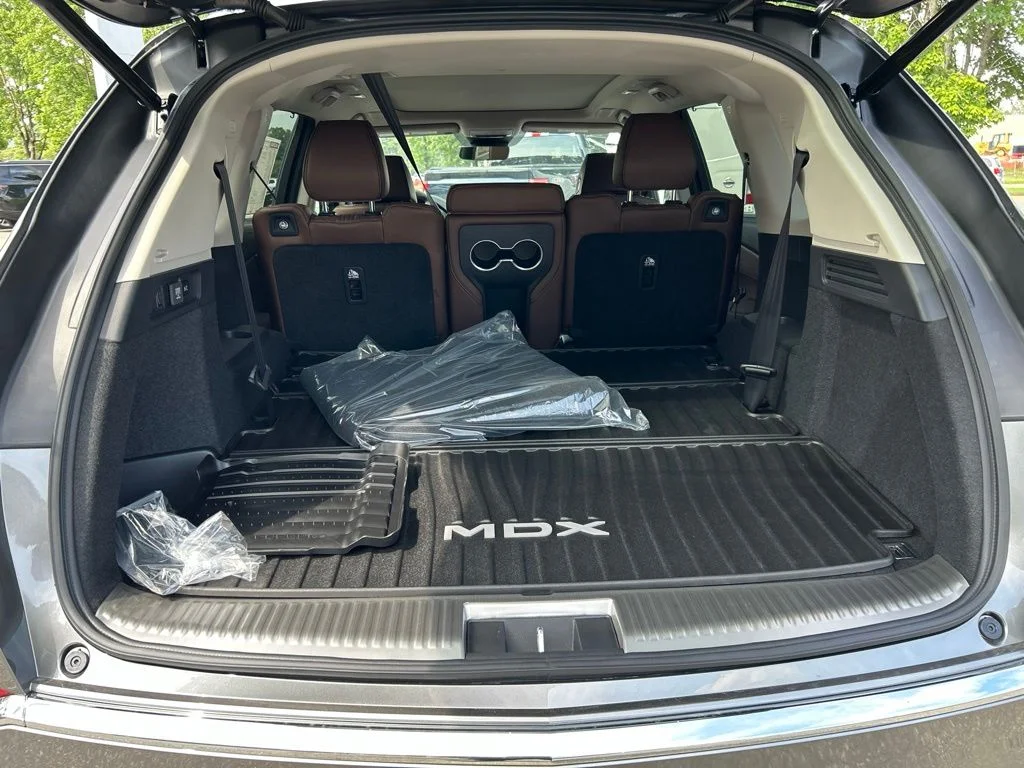 New 2026 Liquid Carbon Metallic Acura Advance Package image 17