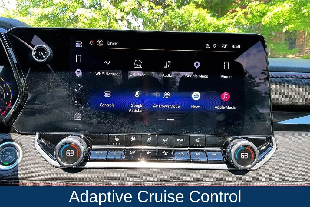 Used 2025 Black Chevrolet Z71 image 20