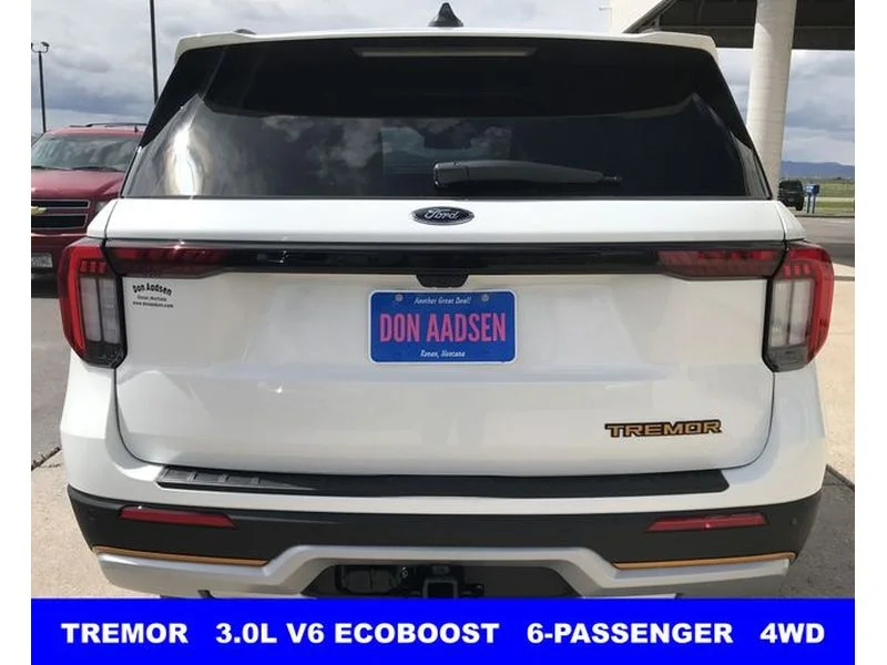 New 2026 Star White Metallic Tri-Coat Ford Tremor® image 26