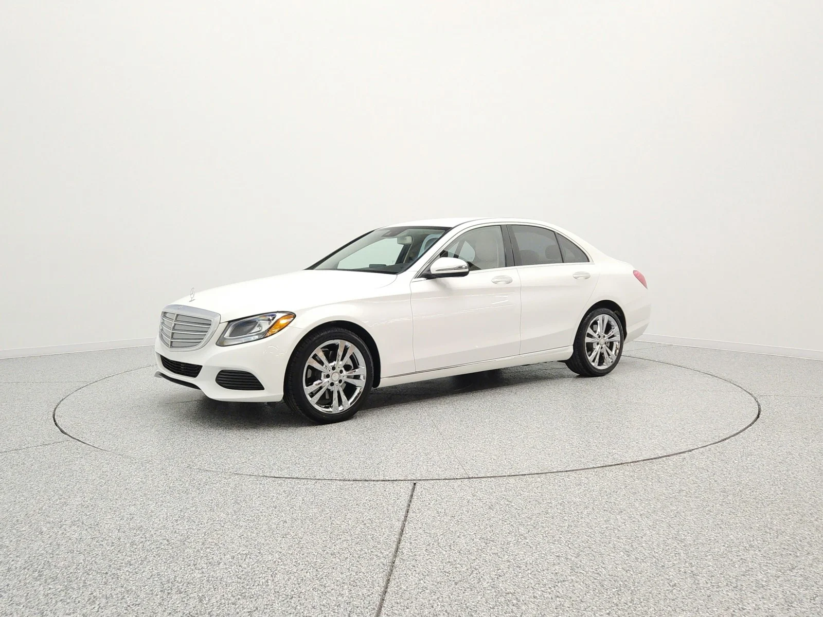 Used 2016 Polar White Mercedes-Benz C 300 Luxury image 1