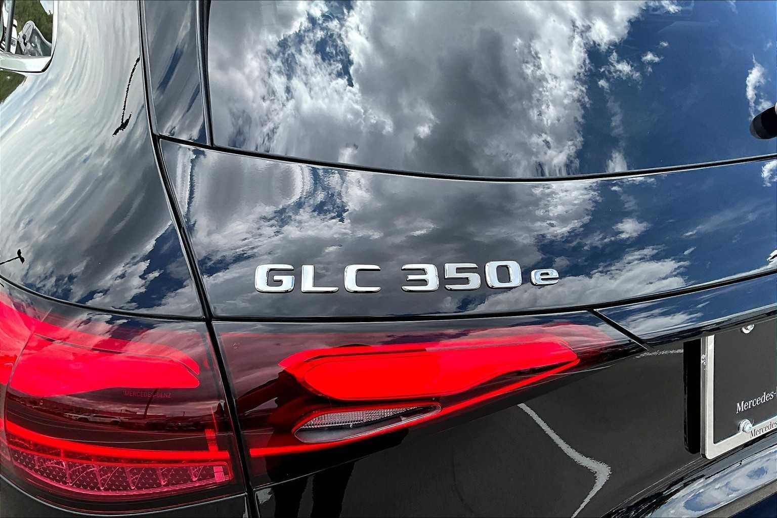 2025 Mercedes-Benz GLC Base - Photo 15