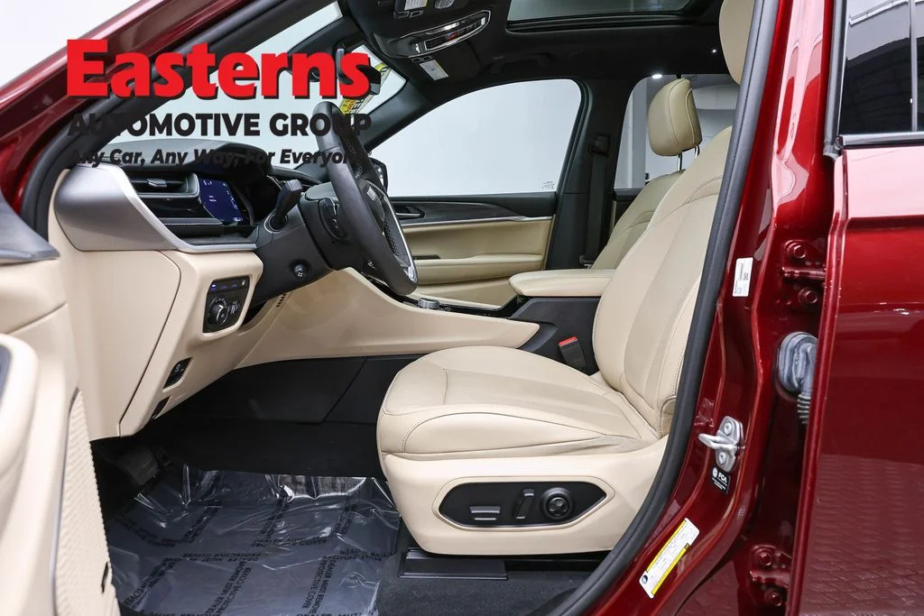 Used 2023 Red Jeep 4xe image 15