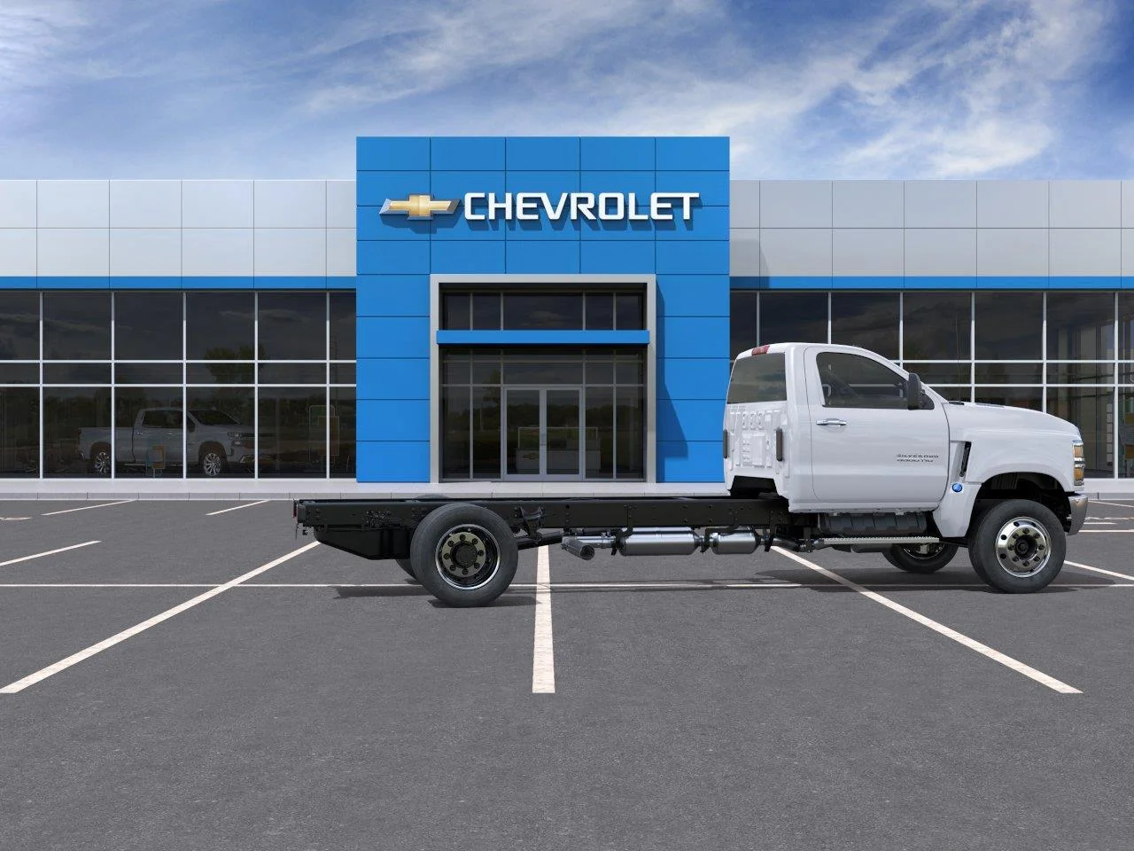 New 2026 Summit White Chevrolet WT image 5