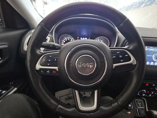 Used 2019 Black Jeep Latitude image 35