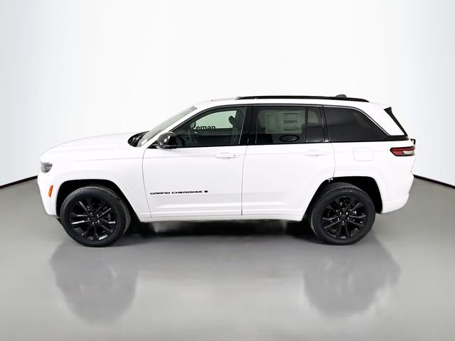 New 2026 Bright White Clear-Coat Exterior Paint Jeep Limited Reserve image 4