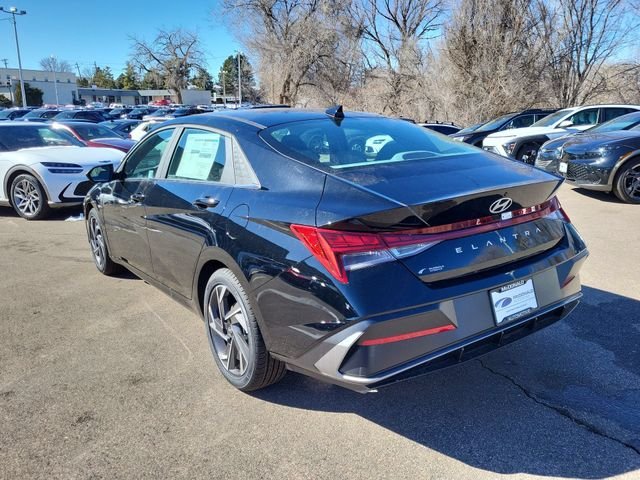 2024 Hyundai Elantra SEL - Photo 11