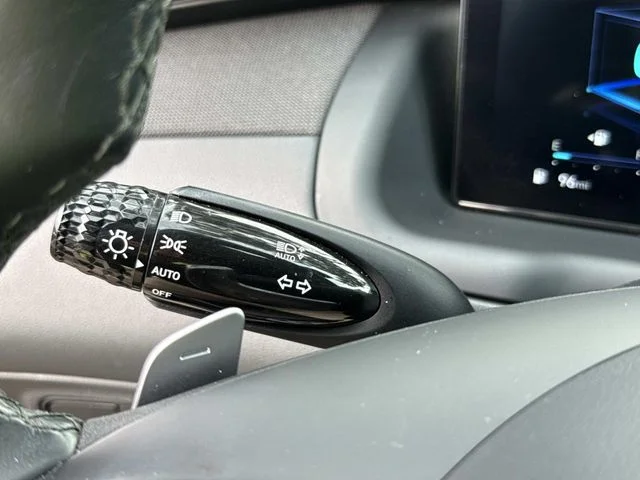 Used 2022 Gray Hyundai Limited image 41