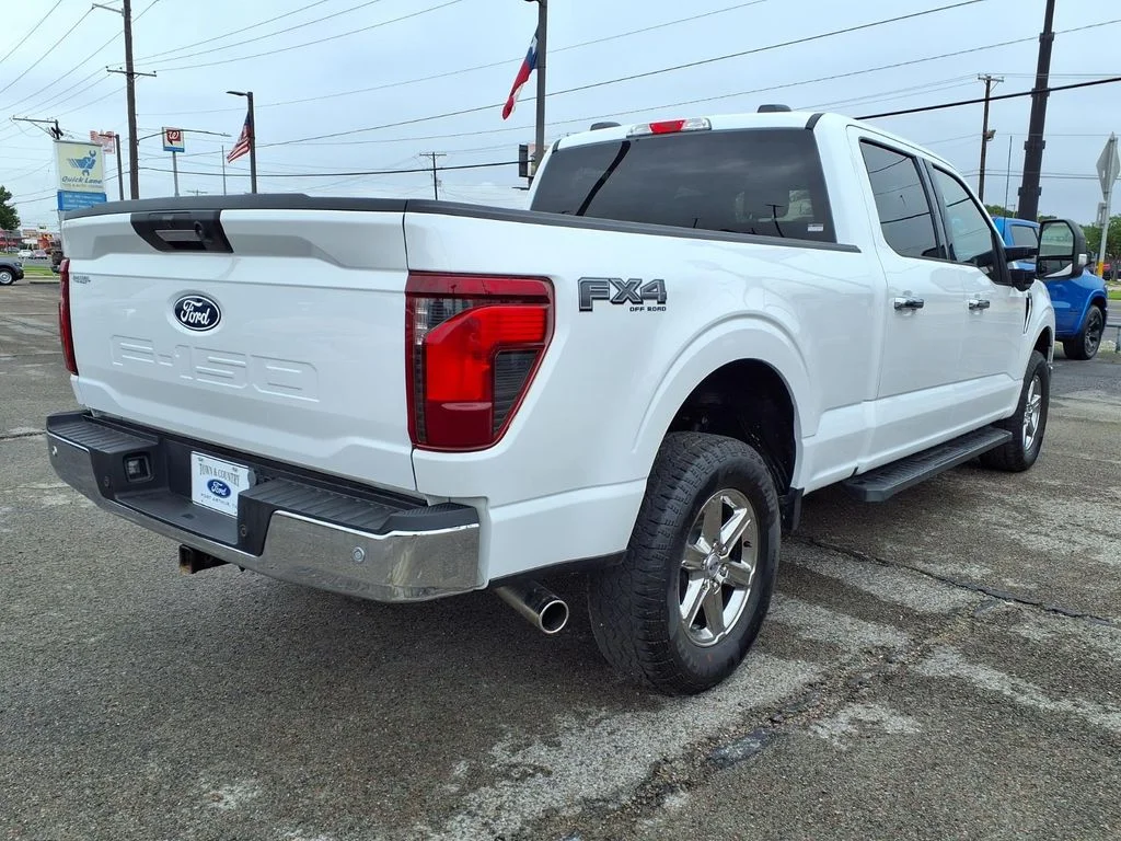 Used 2024 White Ford XLT image 15