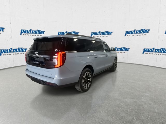 New 2027 Glacier Gray Metallic Tri-Coat Ford MAX Platinum image 10