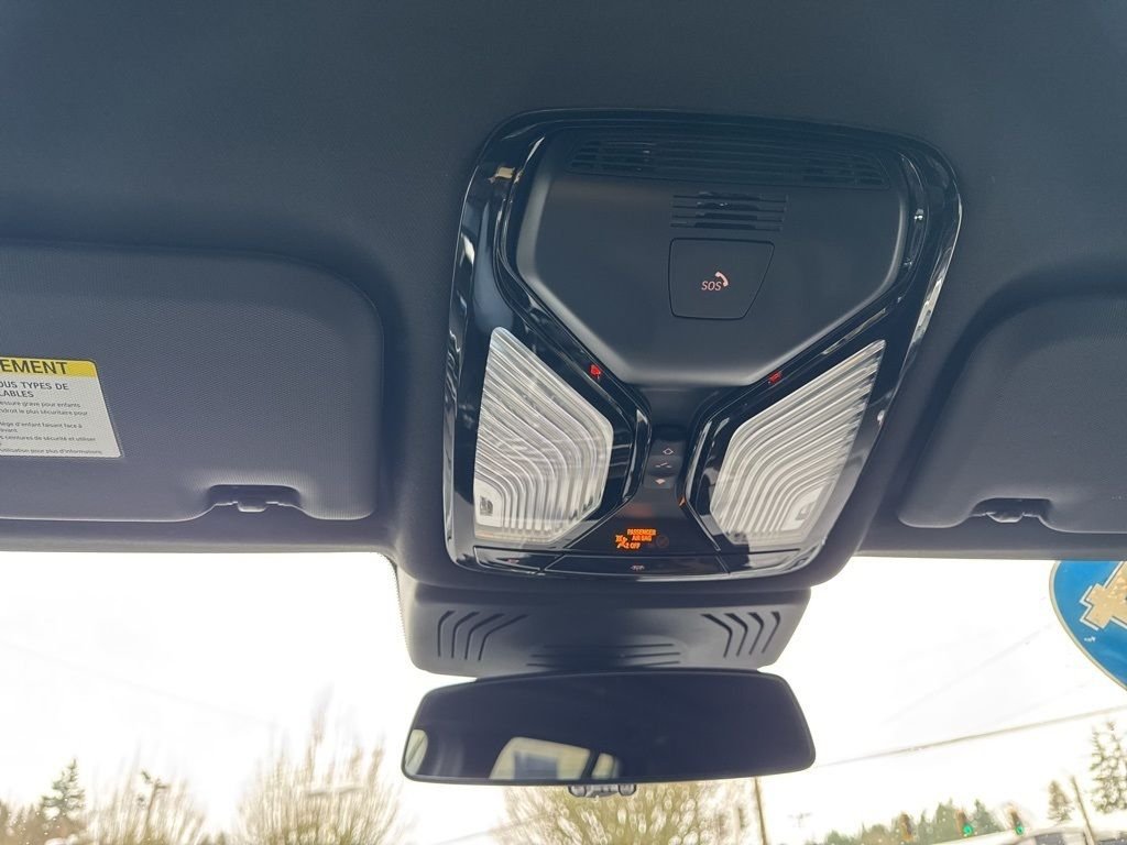 Used 2024 Black Sapphire Metallic BMW xDrive30i image 33