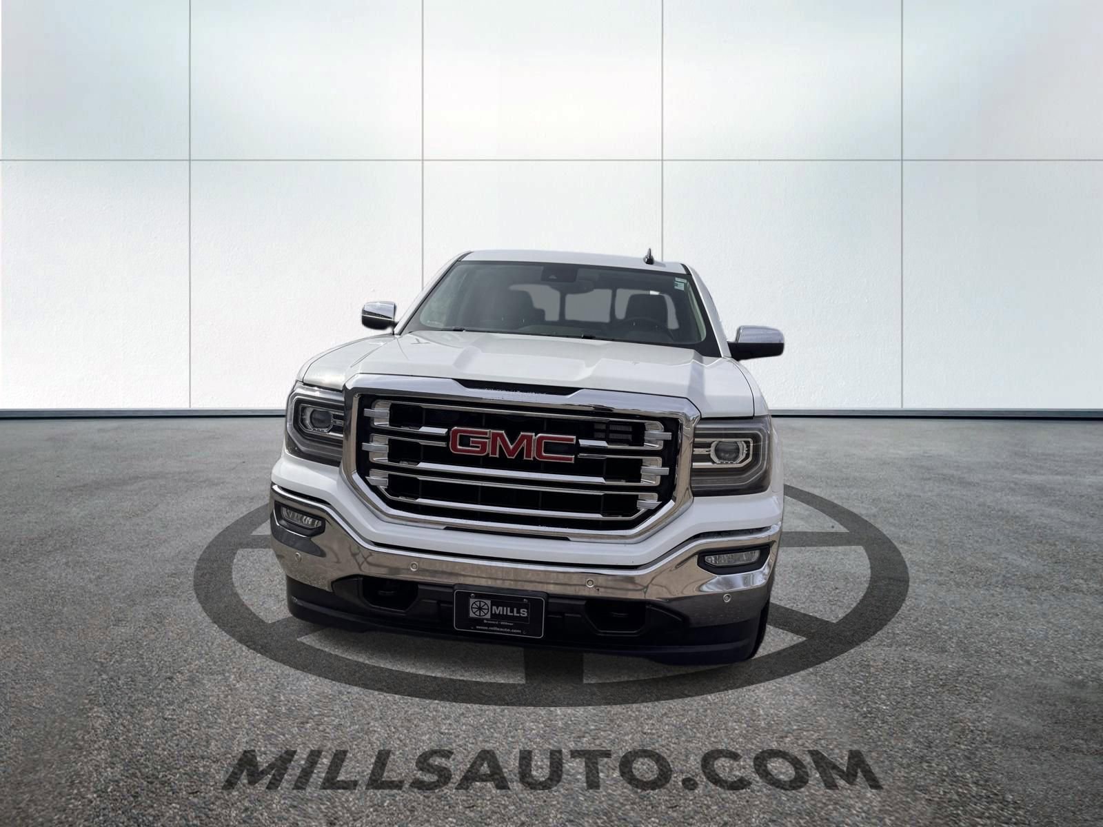Used 2018 GMC Sierra 1500 SLT with VIN 3GTU2NEC9JG590594 for sale in Baxter, Minnesota