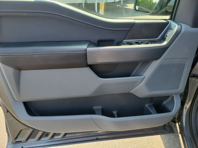 New 2026 Carbonized Gray Metallic Ford XLT image 18