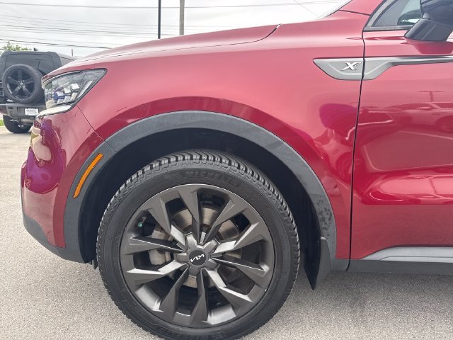 Used 2022 Red Kia X-Line SX Prestige image 10