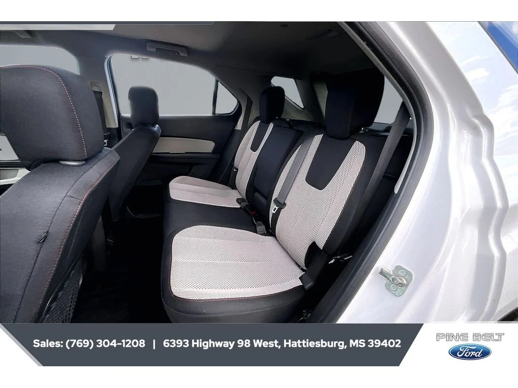 Used 2015 Summit White Chevrolet LT image 19