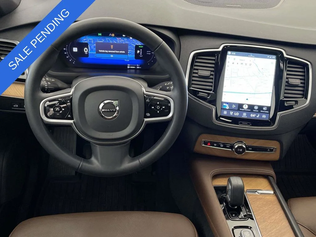 Used 2024 White Volvo T8 Plus Bright Theme 7 Passenger image 22