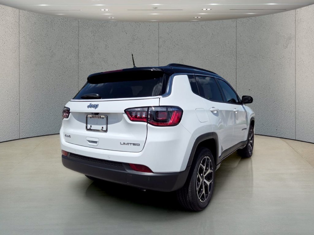 New 2026 Bright White Clear-Coat Exterior Paint Jeep Limited image 5