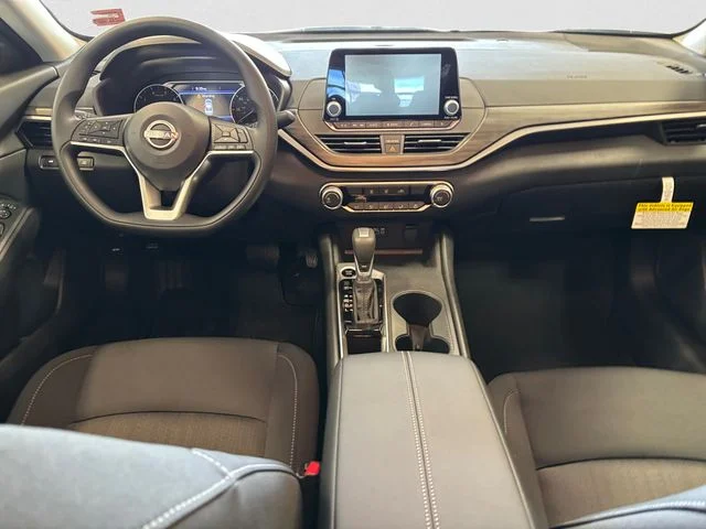 New 2026 White Nissan 2.5 SV image 10