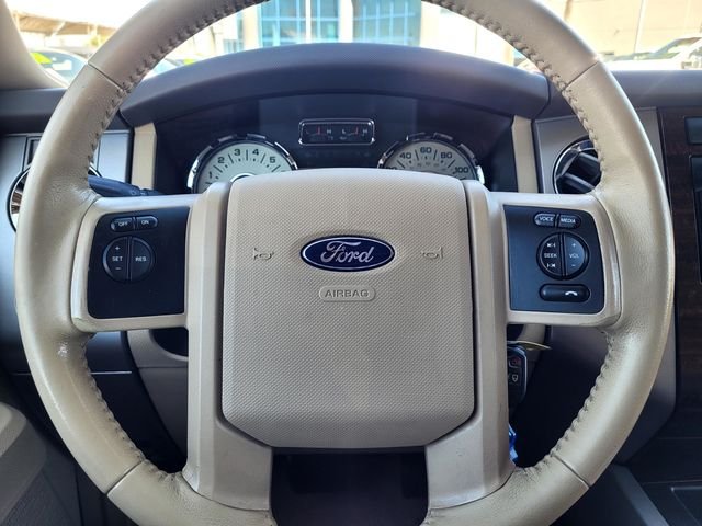 Used 2013 White Ford XLT image 25