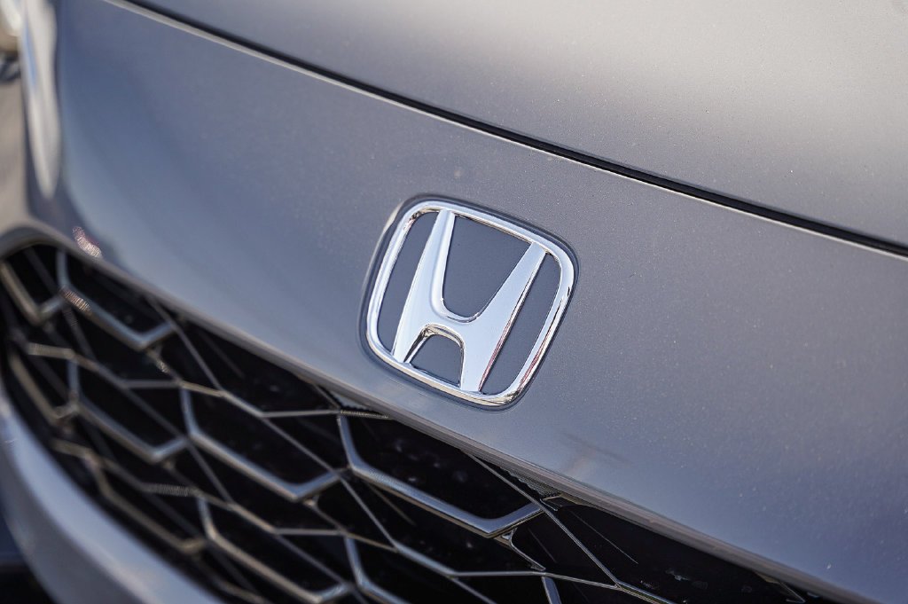 New 2027 Urban Gray Pearl Honda EX-L image 12