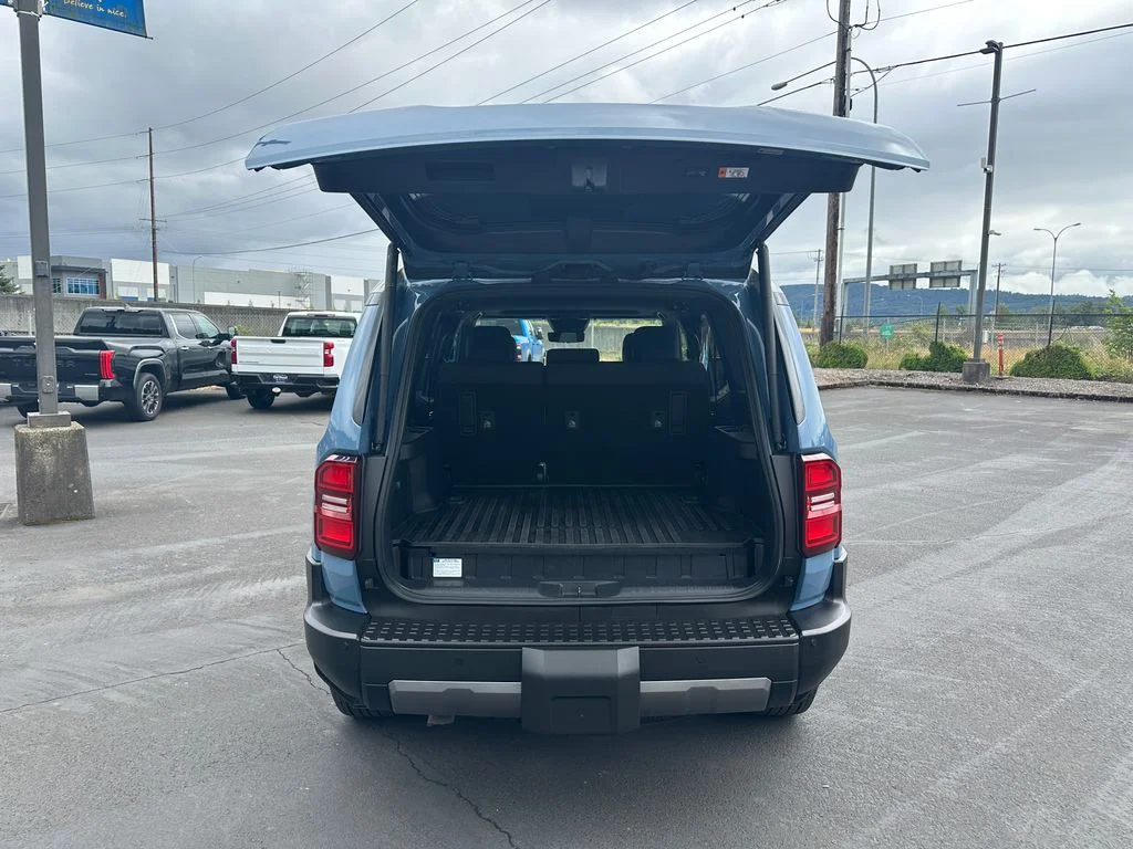Used 2025 Blue Toyota Base image 11